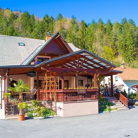 Guesthouse Veranda มอยสตรานา ภายนอก รูปภาพ